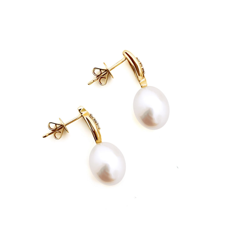 18K (750) Yellow Gold Ladies/ Women Everyday Pearl and Diamond Drop Earrings