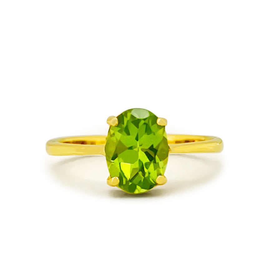 14K (585) Yellow Gold Ladies/ Women Oval Shaped Peridot Ring