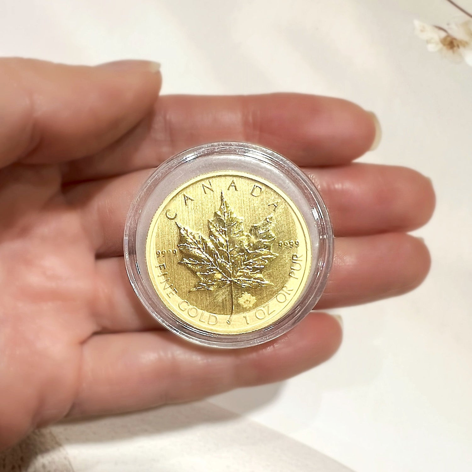 24K/999.9 Gold Canada Maple Leaf 2013 Collectible Coin 1 Oz