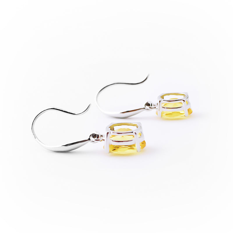 18K (750) White Gold Ladies/ Women Dangling Earrings with Dazzling Oval Shaped Vivid Yellow Crystals