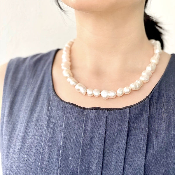 White Natural Baroque Pearl Necklace