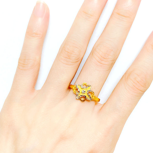 22K (916) Yellow Gold Ladies/ Women Two Tone Flower Ring