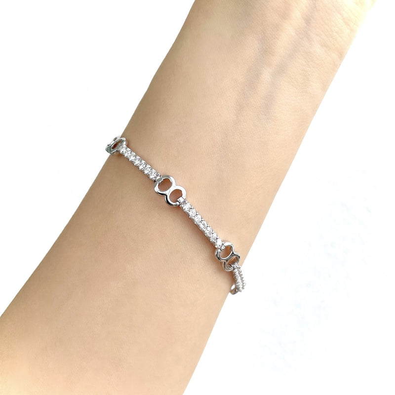 18K/ 750 White Gold Infinity Diamond Bracelet