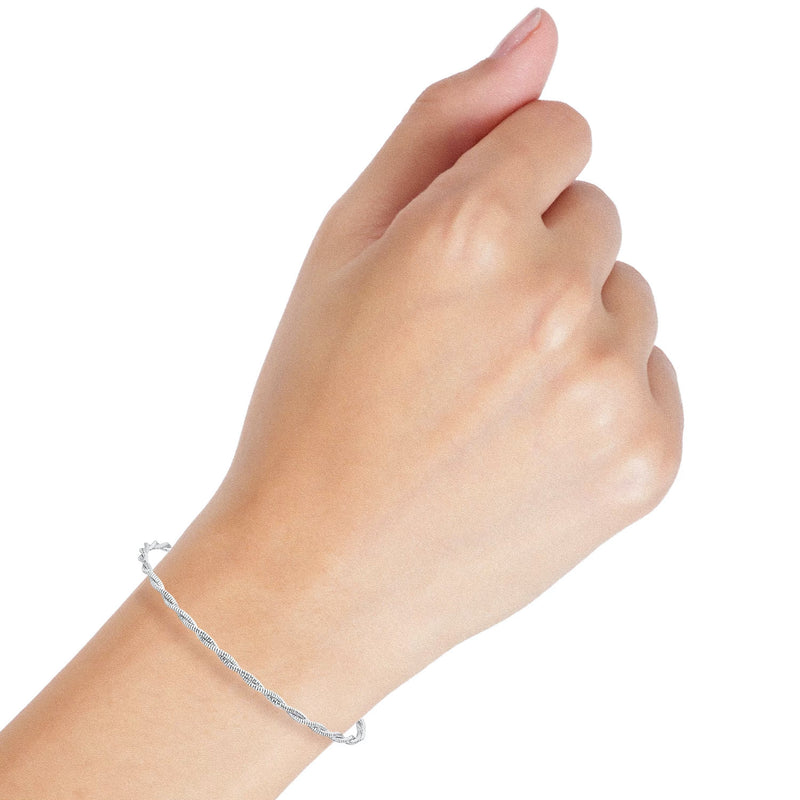 18K/750 White Gold Soft Braided Bangle